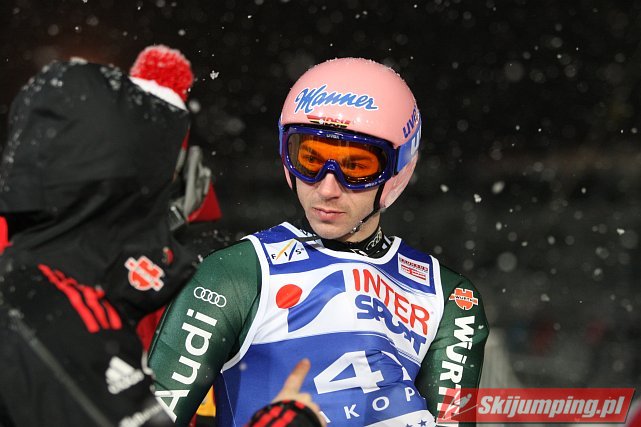 069 Michael Neumayer